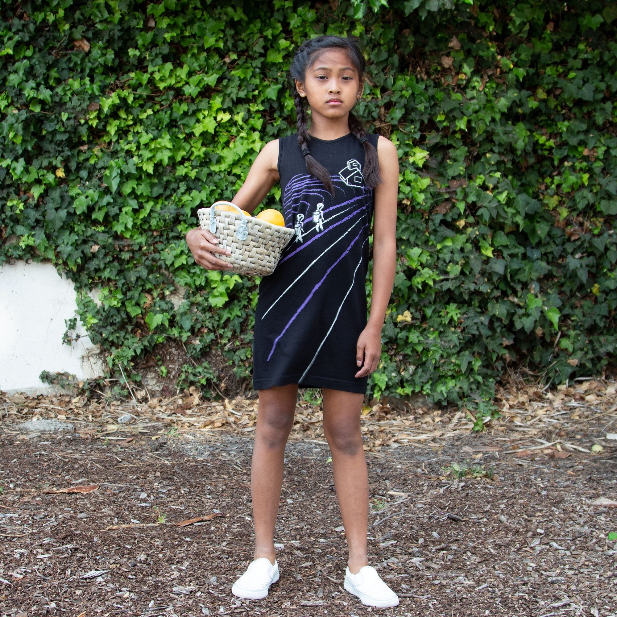 Black T-Shirt Dress with Rice Paddy – view 3 – Infantium Victoria