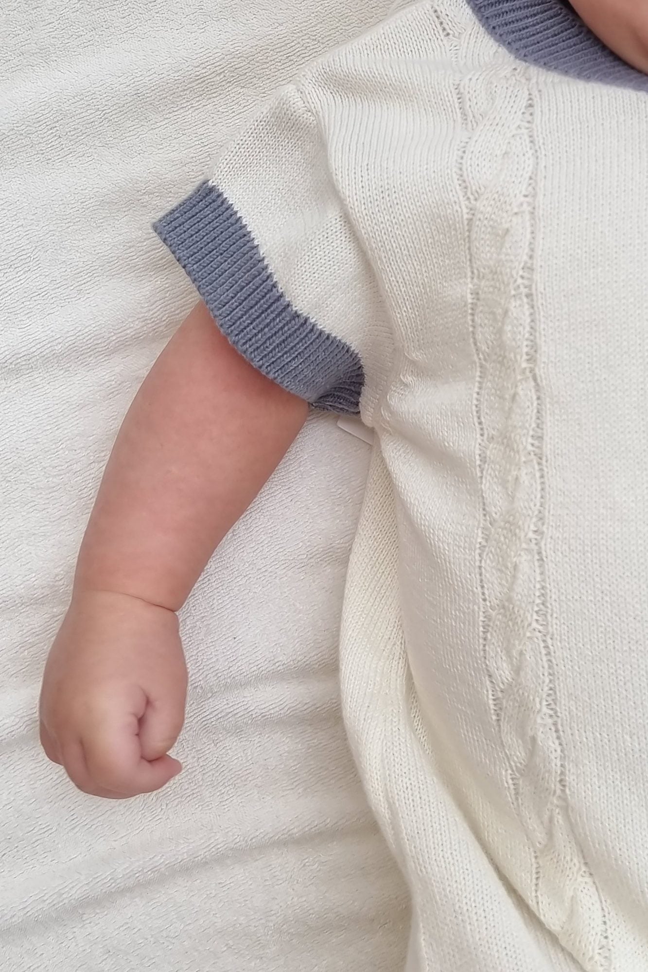 Organic Cotton Knitted Newborn Summer Romper – view 3 – Infantium Victoria