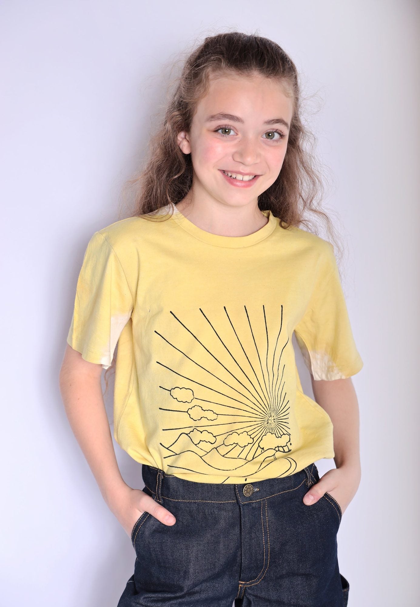 Artisanal Girls and Boys T-Shirt naturally dyed Turmeric with Hand Print – view 2 – Infantium Victoria