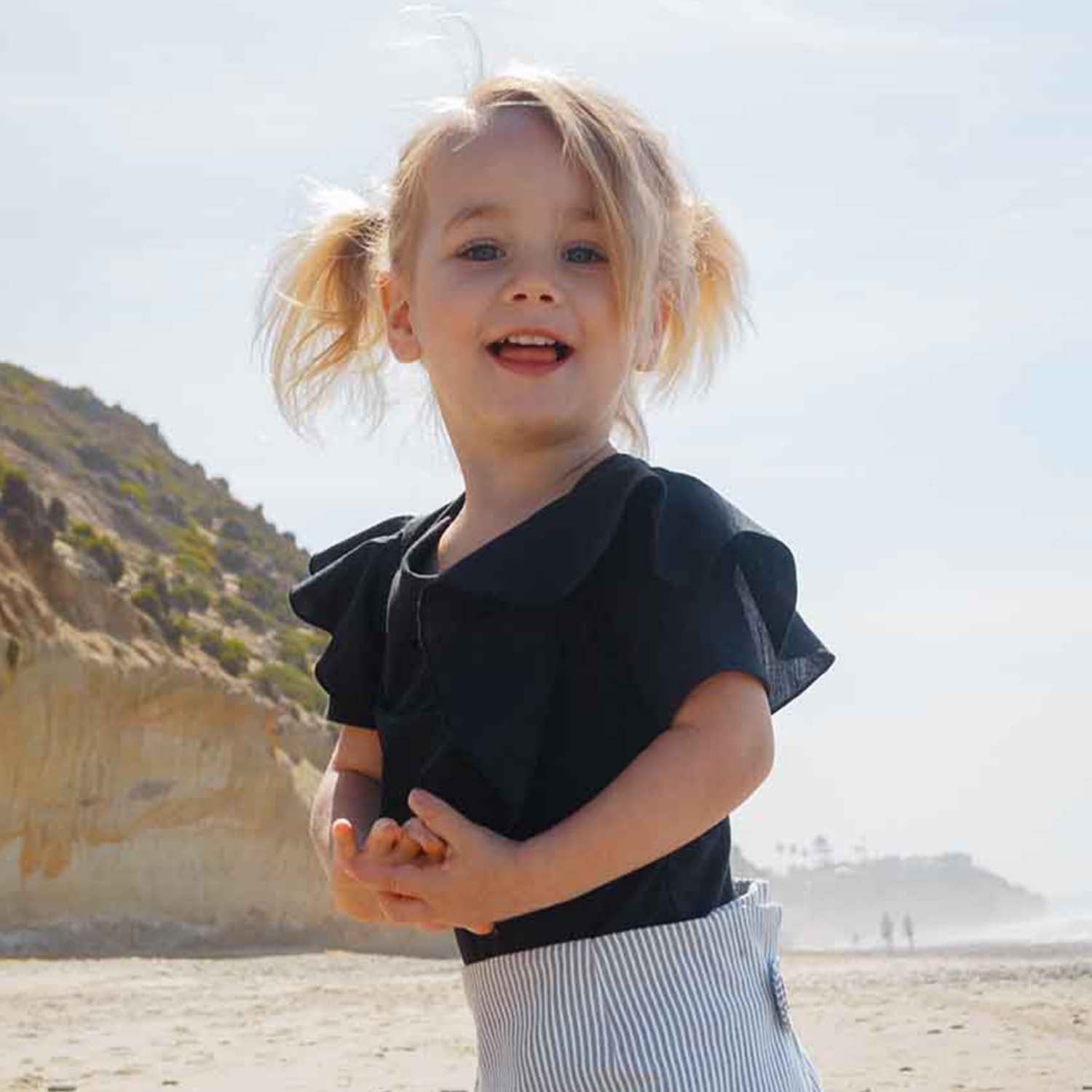 Flounce Onesie – view 3 – Infantium Victoria